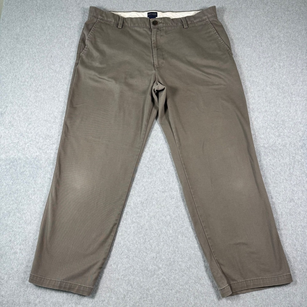 Dockers Classic Fit Chinos Mens 38x29 Brown Cotton Blend Pants